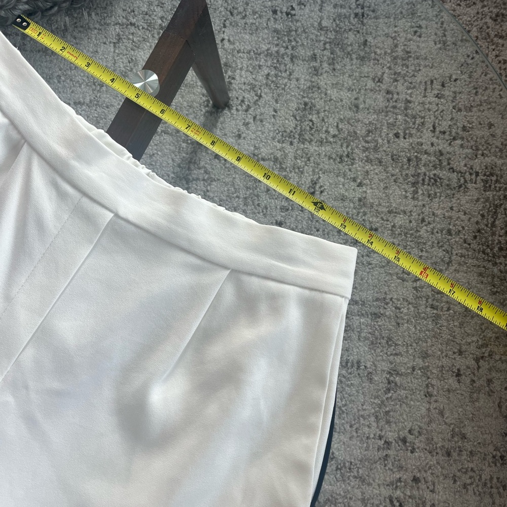 Aritzia Babaton White/Black Stripe Summer Vacation Business Casual Size 8 - Picture 4 of 10